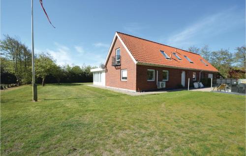 Sonderho House | Four-Bedroom Holiday Home In Ribe