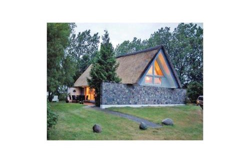 Toftum House | Four-Bedroom Holiday Home With A Fireplace In Rømø