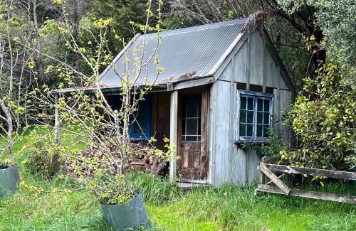 Saint Omer House | Four Fathom Bay Retreat