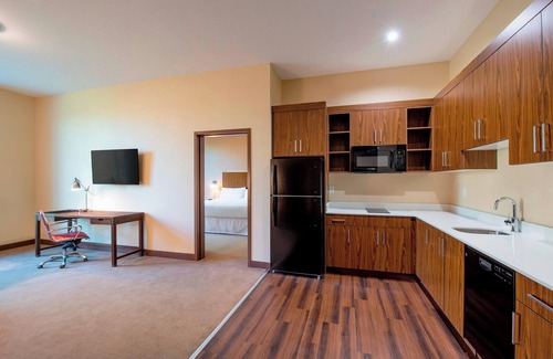 Grande Prairie Hotel | Four Points by Sheraton Grande Prairie