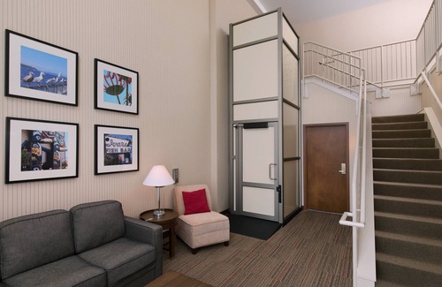 Des Moines Hotel | Four Points By Sheraton Seattle Airport South