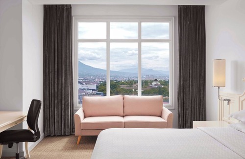 Bandung Hotel | Four Points By Sheraton Bandung