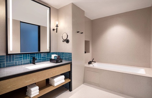 Hangzhou Hotel | Four Points by Sheraton Qiandao Lake Hangzhou