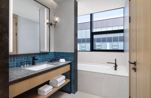 Qingpu Hotel | Four Points by Sheraton Shanghai Hongqiao