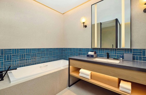 Donggang District Hotel | Four Points By Sheraton Rizhao