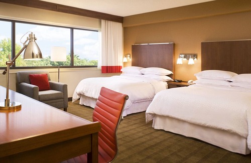 Fort Gary Hotel | Four Points by Sheraton Winnipeg South