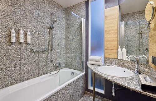 Tiefenbroich Hotel | Four Points Flex by Sheraton Ratingen Düsseldorf Airport