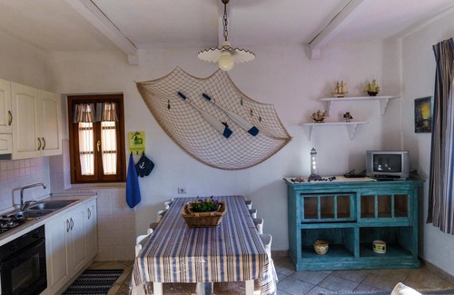 Agrustos House | Four-room apartment in the center of Agrustos