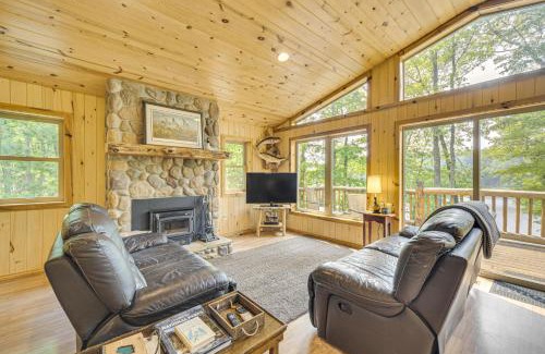 Solon Springs House | Four-Season Lake Cabin with Canoe and Paddle Boat!