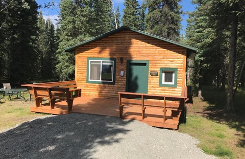 Tok Bed & Breakfast | Fox n Fireweed Cabins
