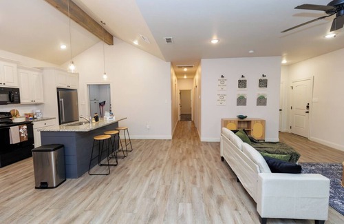 Lubbock House | Fox Ridge Luxury #1- 3 bed/2 bath