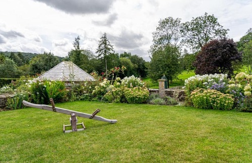 Dowdeswell House | Foxcote Grange