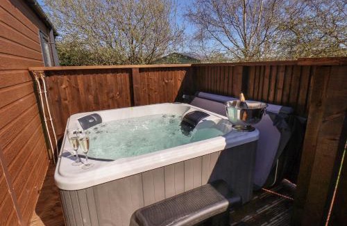 Runswick Bay House | Foxglove Lodge