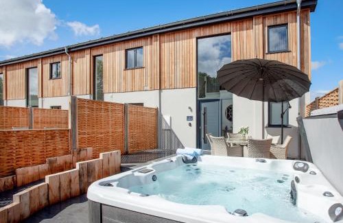 Over Stowey House | Foxglove-Uk34612