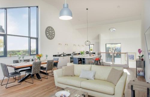 Over Stowey House | Foxglove-Uk34612