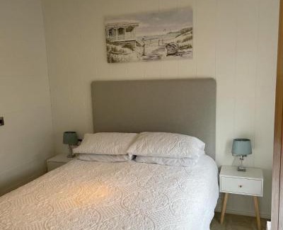 Westmarsh Cabin | Foxhunter Park Luxury Lodge