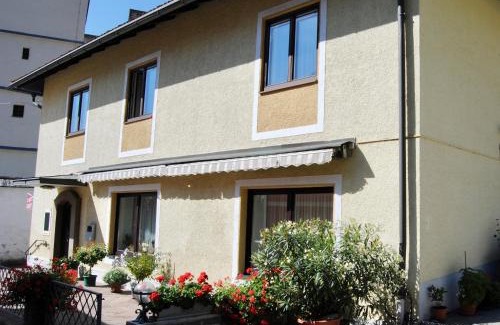 Obervellach House | Frühstückspension Kirchenwirt
