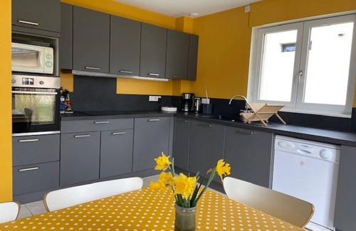 Autrans-Meaudre-en-Vercors House | Spacious 4BR House in Autrans, Close to Village Centre, Ideal for 8, with Garden and Terrace