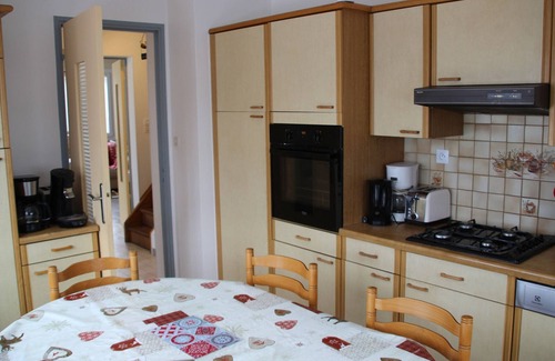 Autrans House | Spacious house 18 ppl, 8 bdrms, fireplace, enclosed garden, 4*