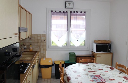 Autrans House | Spacious house 18 ppl, 8 bdrms, fireplace, enclosed garden, 4*