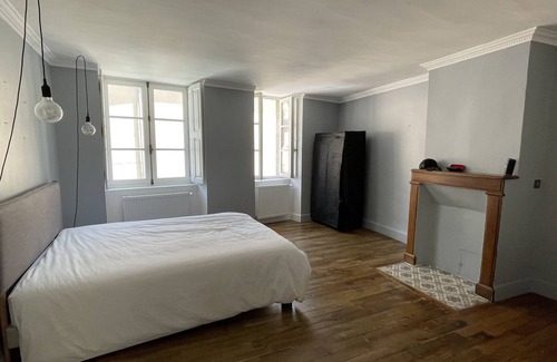 Saint-Geniez-d'Olt House | Large house with garden and spa