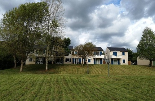 Saint-Geniez-d'Olt Apartment | Cosy et bel Appartement au Cœur de la Nature à St Geniez D'olt et D'aubrac