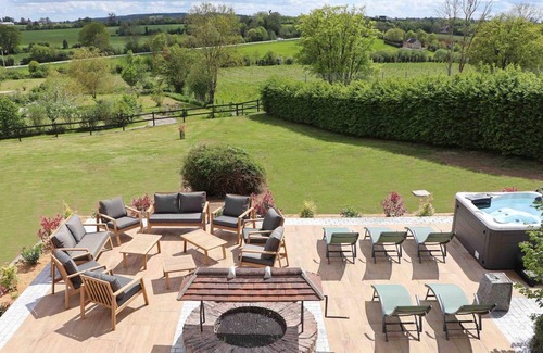Saint-Germain-de-Clairefeuille Cottage | 130 m² Cabin ∙ 4 bedrooms ∙ 10 guests