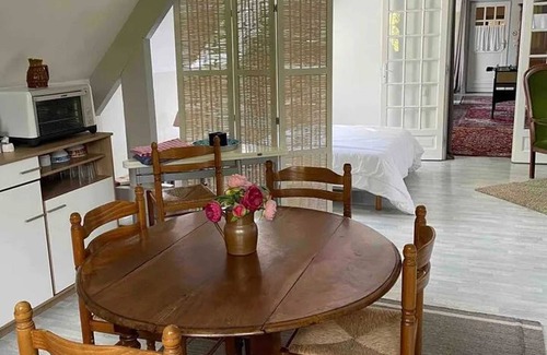 Le Bosc du Theil House | Homerez - Home in Saint-Nicolas-du-Bosc