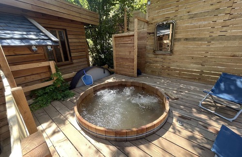 Sainte-Croix-Vallee-Francaise House | Ecogîte 2 in the Cévennes: Nordic bath with view