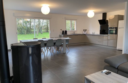Sainte-Marie-du-Lac-Nuisement House | Maison Neuve Avec Garage 200m du Der 6 Couchages