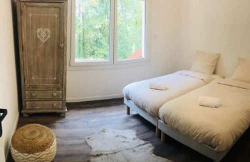 Scey-sur-Saone-et-Saint-Albin House | Gîte on the farm on the banks of the Saône