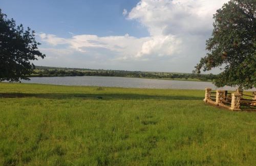 Moqhaka House | Fraaie Uitzicht Guest Farm