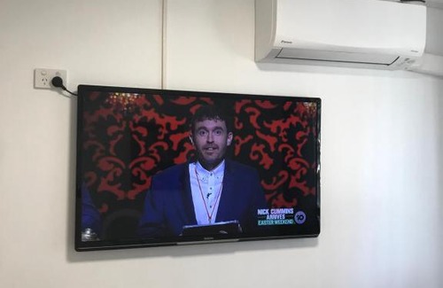 Doonside House | Fragrant Home-68C one king single bed aircon Room