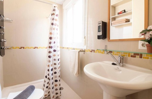 Lagunillas Apartment | Frailes 3A FreshApartments by Bossh! Apartments