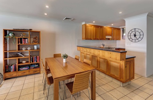 Hamilton Island Apartment | Frangipani 201 - 2 bedroom, buggy included - Hamilton Island