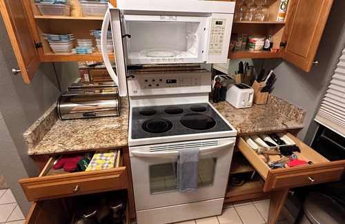 Camelback East Condo | Frank Lloyd Wright on Biltmore Golf Course