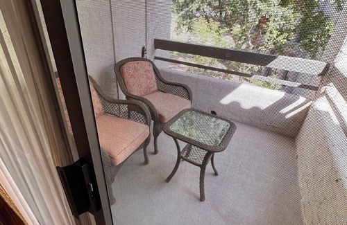 Camelback East Condo | Frank Lloyd Wright on Biltmore Golf Course