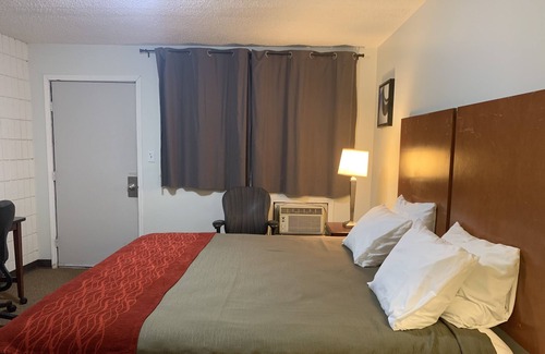 Assiniboia Hotel | Franklin Motel