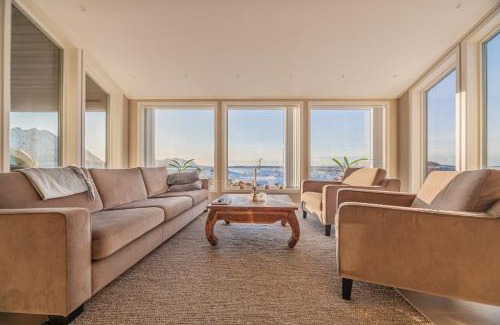 Laukvik House | Fredheim, cabin with amazing view!