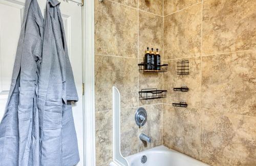 Metropolitan House | Free Early Check-In or Late Check-Out - 5 mins to DT & Forsyth - Mini Gym