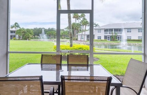Naples Apartment | Free golf! Stay, Play, Work from luxury 2bdr plus den 1st floor villa in Lely golf resort
