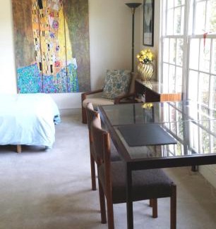 The Palisades House | Free Parking on a Private St., Minutes to Georgetown, MedStar Hospital, Georgetown University and more