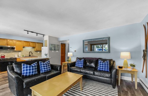 Warrior's Mark Condo | Free SkyCard Act - Walk to Town/Peak 9, Outdoor Pool/Hot Tubs - Inner Circle 3