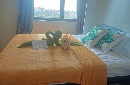 Mabolo Apartment | Free WI-FI and Pool Persimmon Condominium