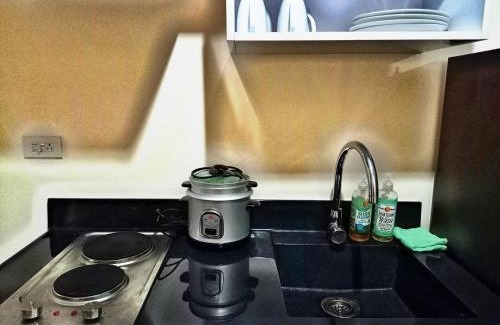 Mabolo Apartment | Free WI-FI and Pool Persimmon Condominium