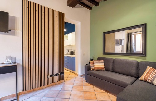 Parma City Centre Apartment | FREEDOM INDUSTRIAL CENTRALLY LOCATED FOR FAMILIES AND WORKERS
