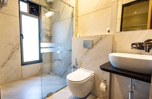 Ghansoli Hotel | Freesia Residency By Express Inn - Navi Mumbai