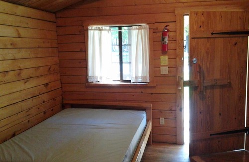 Fremont Resort | Fremont RV Campground Cabin 8