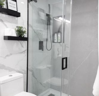 Brampton Apartment | French Charm in Brampton 2 Bdrm Apt