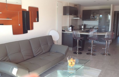 La Napoule Apartment | French Riviera, La Napoule (Cannes): superb 4-room apartment 300m from the beach